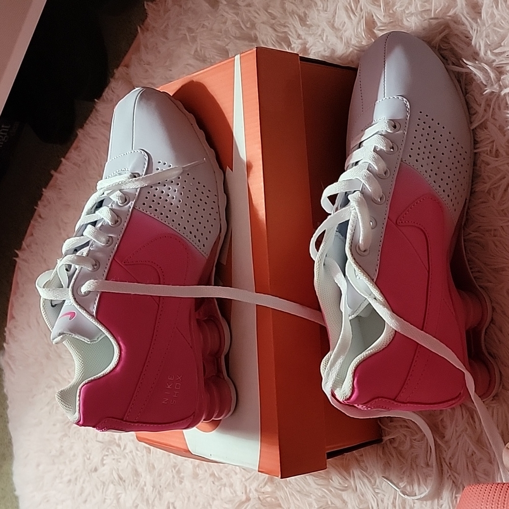 Pink and white nike shox